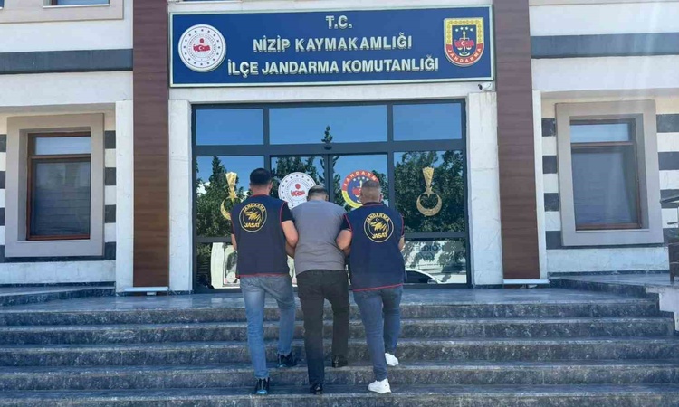 Gündemden Son Bilgiler: Gaziantep Nizip'te 16 yıl kesinleşmiş cezayla aranan şahıs yakalanıp hakkında tutuklam