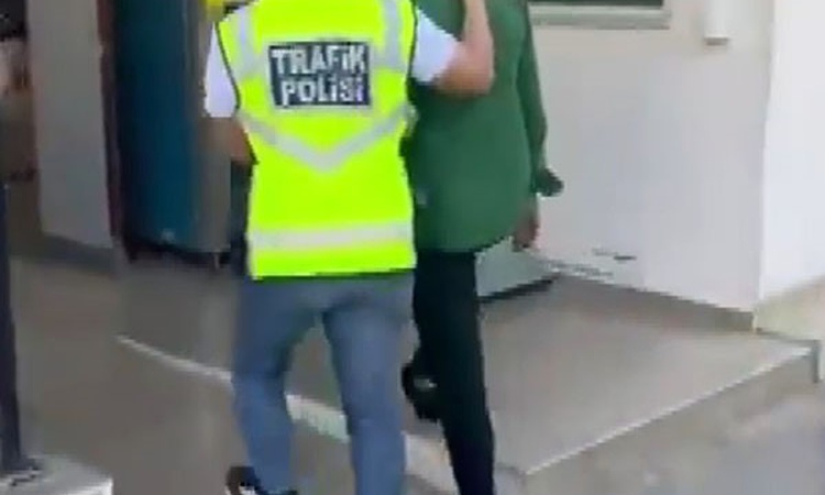 Gündemden Son Bilgiler: Gaziantep'te drift ve konvoy yapıp yolu kapatan 10 araca 566 bin TL ceza kesildi - Son