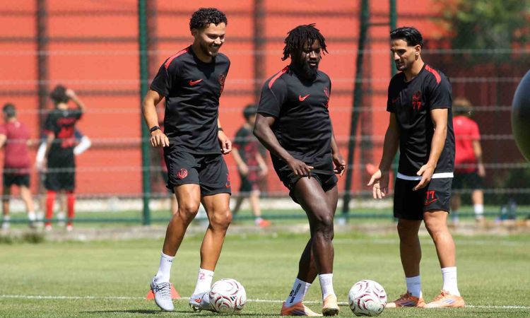 Gündemden Son Bilgiler: Gençlerbirliği, Trabzonspor maçının hazırlıklarını tamamladı - Son Dakika Bilgileri