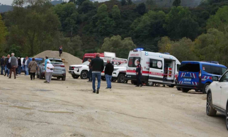Gündemden Son Bilgiler: Giresun'da dere kenarında hareketsiz bulunan 68 yaşındaki kadın yaşamını yitirdi - Son