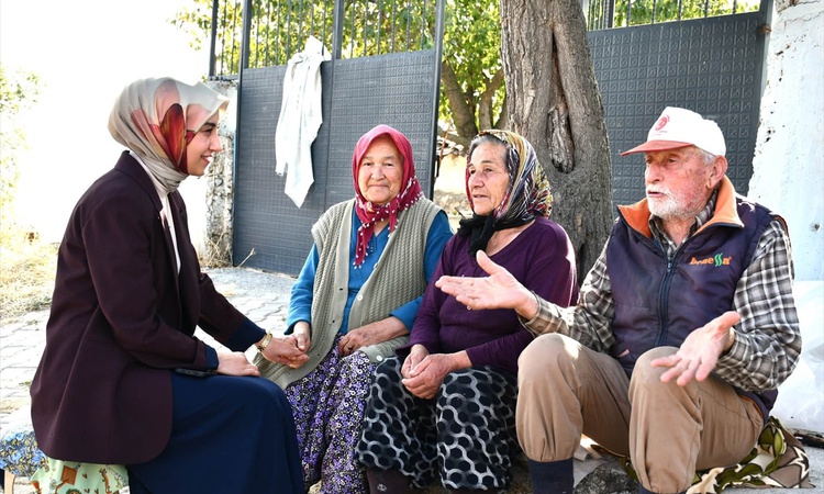 Gündemden Son Bilgiler: Gümüşhacıköy Kaymakamı Güneş, Beden köyünde vatandaşların taleplerini dinledi - Son Da