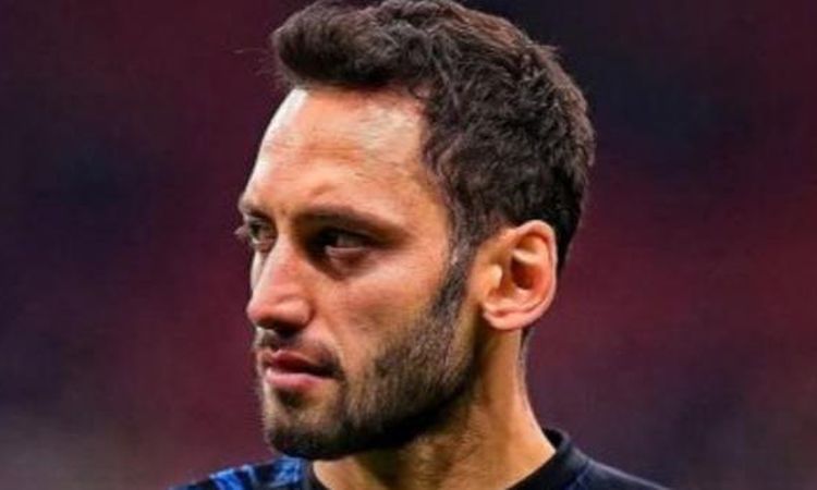 Gündemden Son Bilgiler: Hakan Çalhanoğlu kimdir? Hakan Çalhanoğlu kaç yaşında, nereli? - Son Dakika Bilgileri