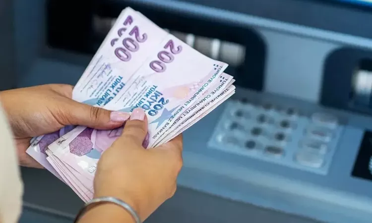 Gündemden Son Bilgiler: Hastanede öpüşen işçinin tazminatsız kovulması Yargıtay'dan döndü