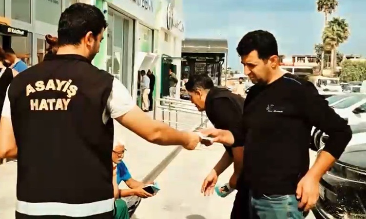 Gündemden Son Bilgiler: Hatay Emniyet Müdürlüğü ekipleri dolandırıcılığa karşı vatandaşları ayrıntıları bildir