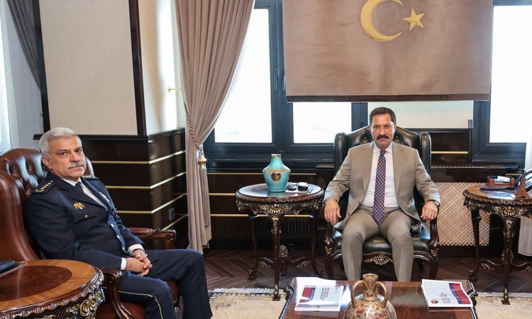 Gündemden Son Bilgiler: Hatay Valisi Masatlı, yeni İl Emniyet Müdürü Özen'e başarılar diledi: Gelişmeler Takip