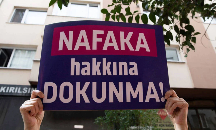Gündemden Son Bilgiler: Hatimoğulları, AYM'nin nafaka kararına tepki gösterdi, 'vazgeçmiyoruz' dedi: Gelişmele