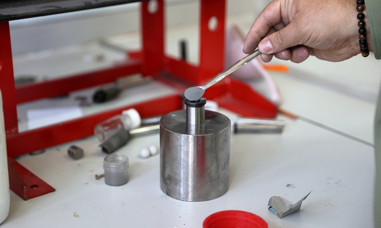 Gündemden Son Bilgiler: Hitit Üniversitesinin sinterleme yöntemi patent aldı, maliyet 0,25 dolara indi