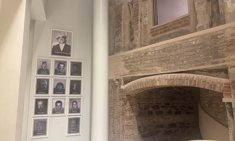 Gündemden Son Bilgiler: İBB restorasyonuyla Muammer Karaca Tiyatrosu 14 yıl sonra perdelerini açtı