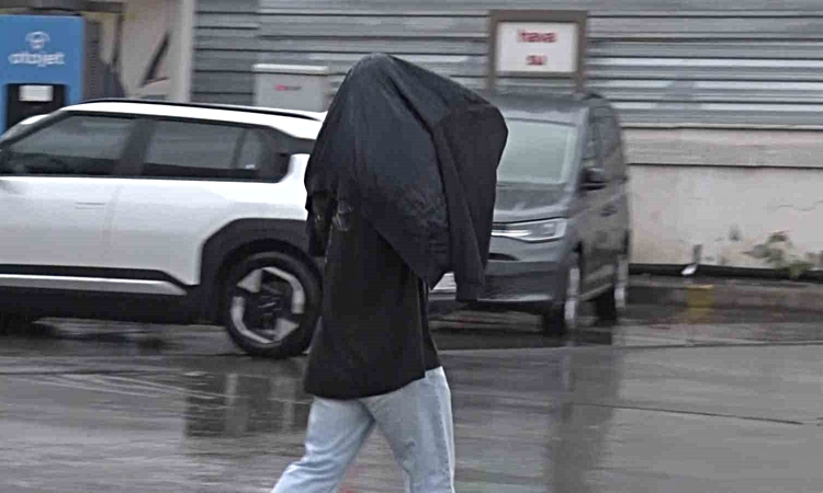 Gündemden Son Bilgiler: İstanbul Anadolu Yakası’nda yağmur etkili oldu