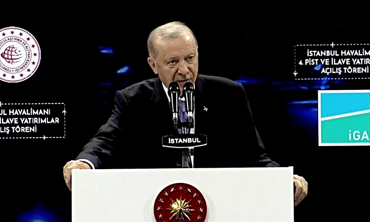 Gündemden Son Bilgiler: İstanbul Havalimanı'nda 4. pist açılış töreni... "İstanbul Havalimanı küresel bağlantı