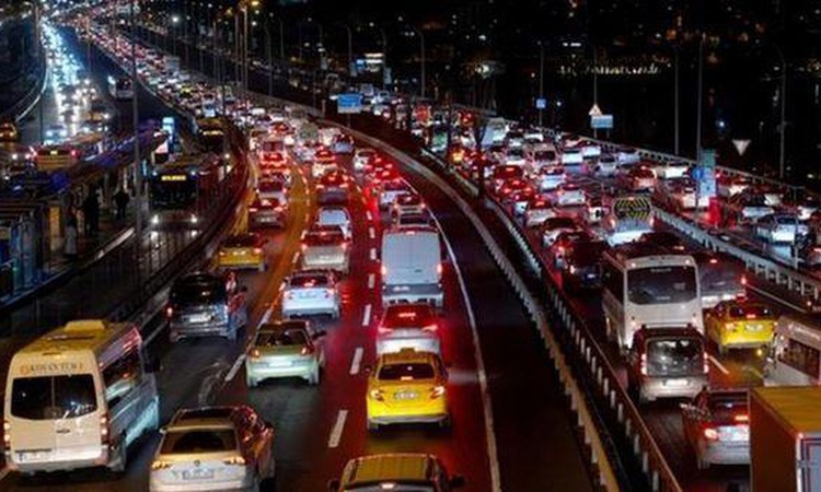 Gündemden Son Bilgiler: İstanbul'da trafik var mı? SON DAKİKA! 11 Ekim hangi ilçelerde trafik var, hangi yolla