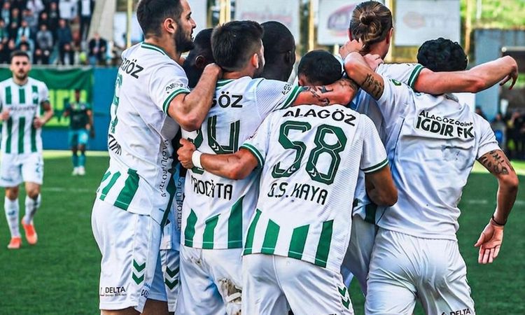 Gündemden Son Bilgiler: Iğdır FK durdurulamıyor! 90+6'da yiyip, 90+8'de attıkları golle İstanbul'da da kazandı