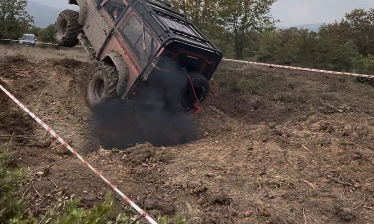 Gündemden Son Bilgiler: Kapıdağ Off-Road Ekibi, Mustafakemalpaşa'da iki kupa kazandı: Gelişmeler Takip Ediliyo