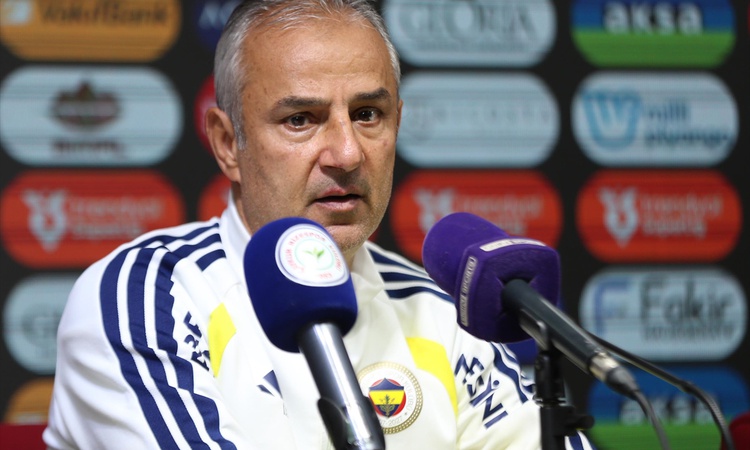 Gündemden Son Bilgiler: Kartal, Fenerbahçe'nin Çaykur Rizespor'u 3-0 yendiği maçta oyuncularını tebrik etti |
