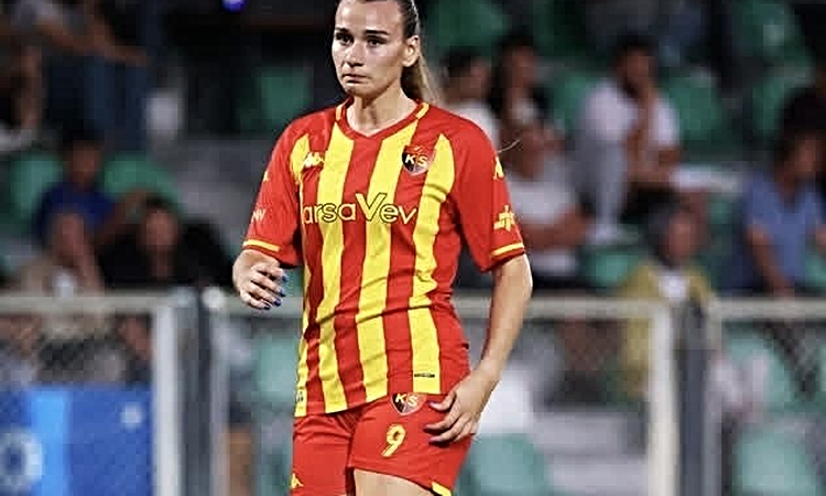 Gündemden Son Bilgiler: Kayseri Kadın FK ilk mağlubiyetini aldı