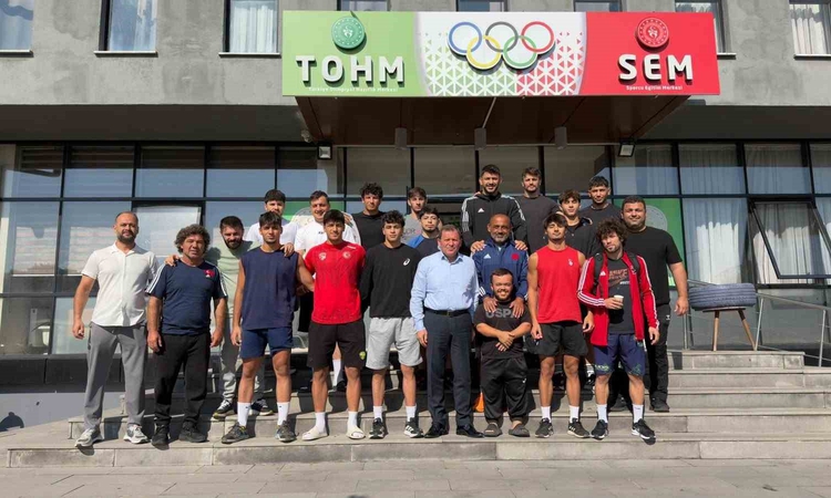 Gündemden Son Bilgiler: Keçiören Grekoromen Güreş Takımı Kayseri’de kamp yapıyor | İşte Tüm Ayrıntılar