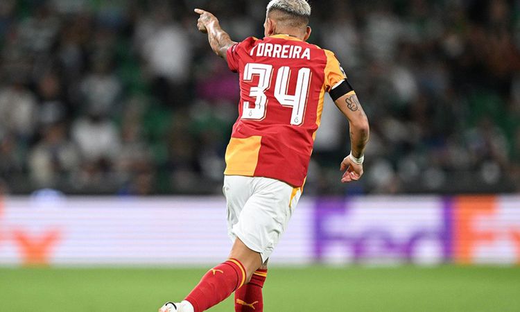 Gündemden Son Bilgiler: Lucas Torreira'dan tarihi gol