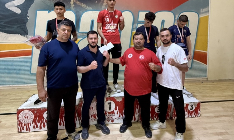 Gündemden Son Bilgiler: Manisa'da 17. İller Arası Muaythai Zafer Kupası'na 14 ilden 386 sporcu katıldı - Son D