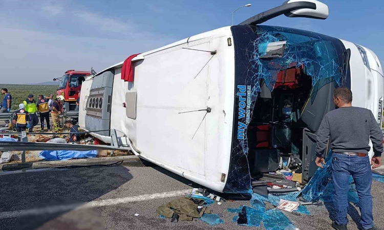 Gündemden Son Bilgiler: Manisa Akhisar'da 11 kişi öldü, 26 kişi yaralandı; kimlik tespiti tamamlandı: Gelişmel