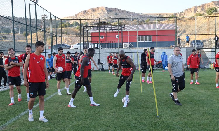 Gündemden Son Bilgiler: Mardin 1969 Spor, Boluspor Maçı Hazırlıklarını Tamamladı: Gelişmeler Takip Ediliyor