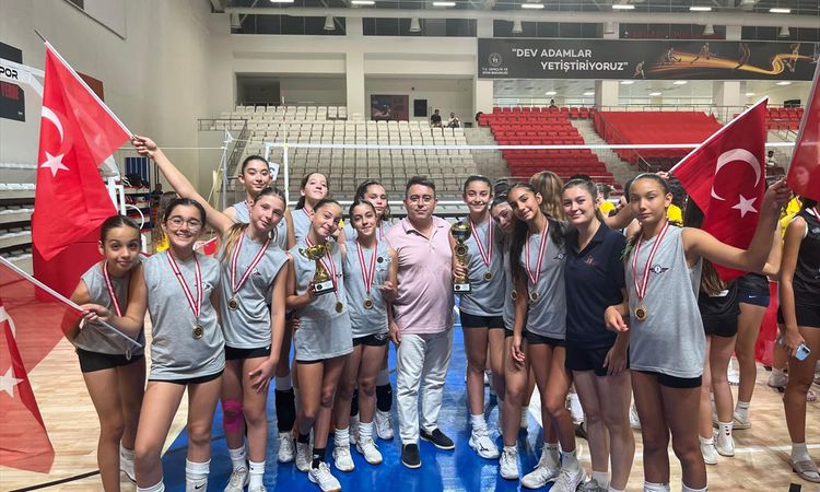 Gündemden Son Bilgiler: Marmaris’te Smaç Fest 2026 Coşkusu ve Merak Edilenler