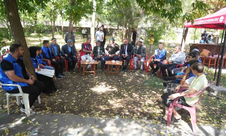 Gündemden Son Bilgiler: Muş Korkut'ta gençler, Gaziler Günü'nde iki Kıbrıs gazisini ziyaret etti - Son Dakika