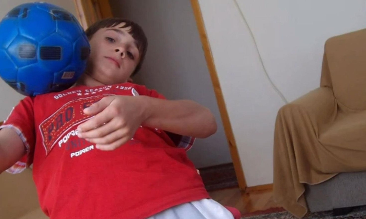 Gündemden Son Bilgiler: Nerden nereye! Bu çocuğu şimdi dünya tanıyor - Son Dakika Bilgileri