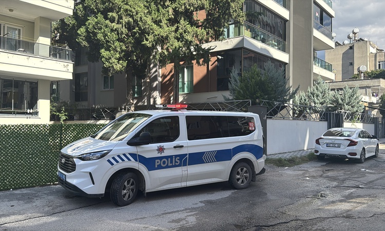 Gündemden Son Bilgiler: Osmaniye'de oyun oynarken pencereden düşen 4 yaşındaki çocuk ağır yaralandı: Gelişmele