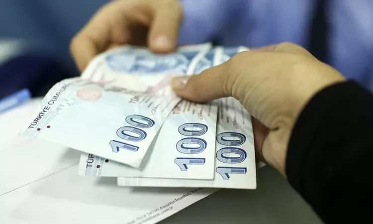 Gündemden Son Bilgiler: OVP'de 2026 enflasyon tahmini yüzde 28,4 oldu: Memur ve emekli zam senaryosu netlik ka