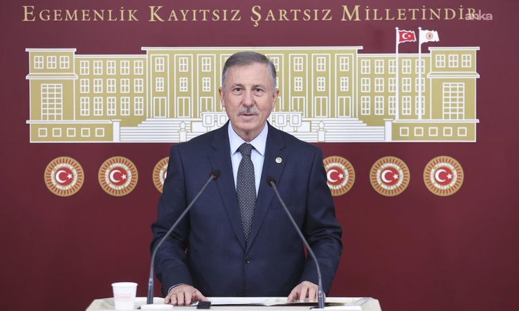 Gündemden Son Bilgiler: Özdağ, 70 avukatın hakim ve savcı yapıldığı iddiasını TBMM gündemine taşıdı