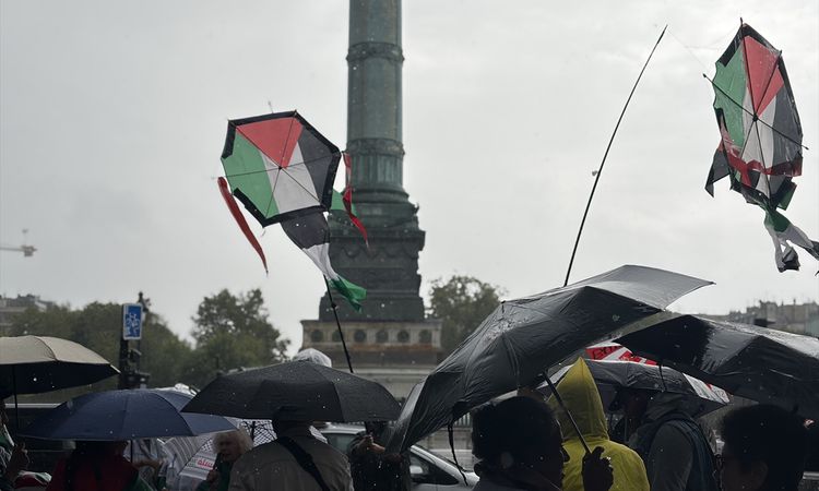 Gündemden Son Bilgiler: Paris'te Filistin'e destek yürüyüşü: Gelişmeler Takip Ediliyor
