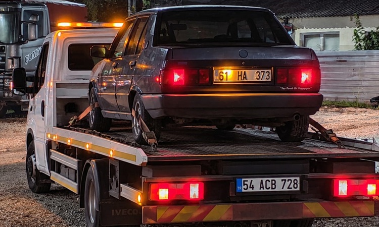 Gündemden Son Bilgiler: Sakarya Akyazı'da drift yapan sürücüye 140 bin lira ceza kesildi: Gelişmeler Takip Edi