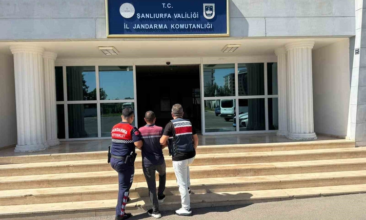Gündemden Son Bilgiler: Şanlıurfa Karaköprü'de hırsızlıktan 7 yıl 6 ay hapis cezası olan hükümlü hakkında tutu