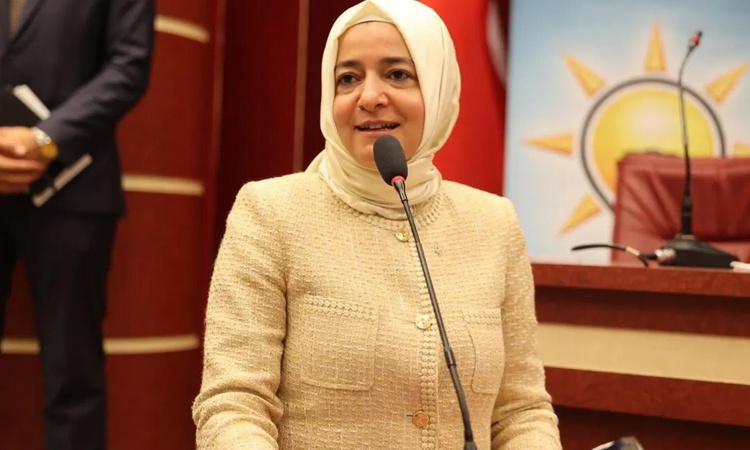 Gündemden Son Bilgiler: Ses getirecek iddia: SPK, Fatma Betül Sayan Kaya ve eşi hakkında suç duyurusunda bulun