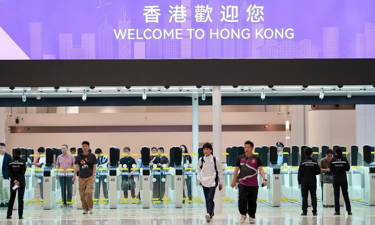 Gündemden Son Bilgiler: Shenzhen-Hong Kong arasındaki yenilenen Huanggang Sınır Kapısı hizmete açıldı: Gelişme