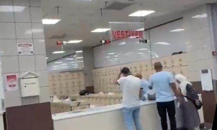 Gündemden Son Bilgiler: Sincan'da zincir markette çanta bantlama belediye tebligatıyla kaldırıldı ve Merak Edi