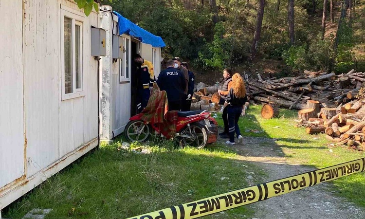 Gündemden Son Bilgiler: Sinop Boyabat'ta konteynerde yaşayan yürüme engelli 58 yaşındaki kişi ölü bulundu