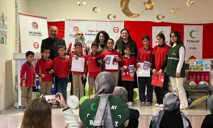 Gündemden Son Bilgiler: Sivas Çallı İlk ve Ortaokulunda çocuklar geleneksel oyun ve masallarla buluştu ve Mera