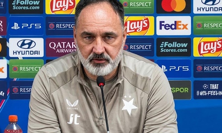 Gündemden Son Bilgiler: Slavia Prag teknik direktörü Jindrich Trpisovsky'den Fenerbahçeli yıldıza övgü: Onu ço
