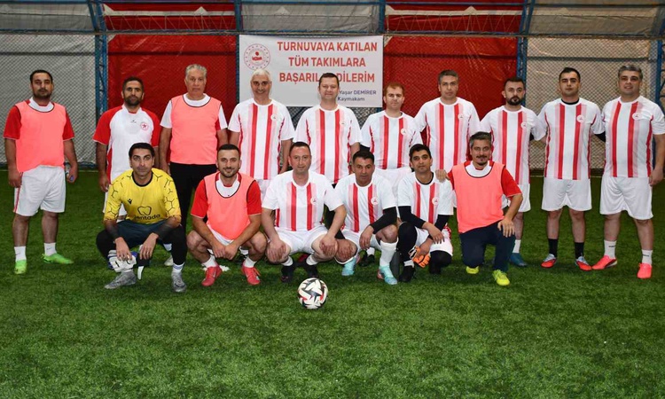 Gündemden Son Bilgiler: Tatvan’da kurumlar arası futbol turnuvası resmen start aldı: Gelişmeler Takip Ediliyor