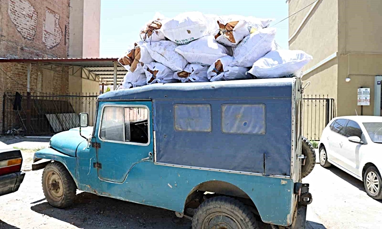 Gündemden Son Bilgiler: Türkiye'de günlük ekmek israfı 6 milyona ulaştı, Aydın'da hayvan yemi olarak satılıyor