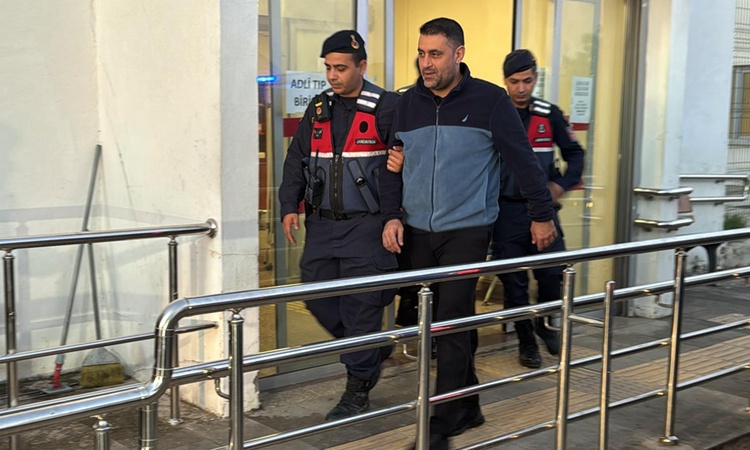 Gündemden Son Bilgiler: Tutuklanan Çukurova Belediye Başkanı Emrah Kozay görevden uzaklaştırıldı ve Merak Edil