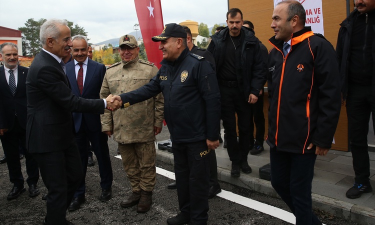 Gündemden Son Bilgiler: Uraloğlu, Erzurum'da Akıllı Ulaşım Merkezi'ni 375 milyon liralık yatırımla açtı ve Mer