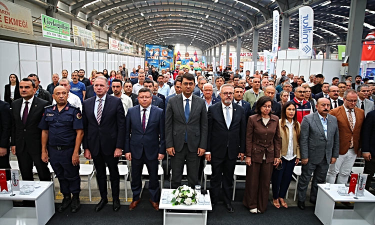 Gündemden Son Bilgiler: Uşak 11. Tarım, Hayvancılık ve Teknolojileri Fuarı açıldı