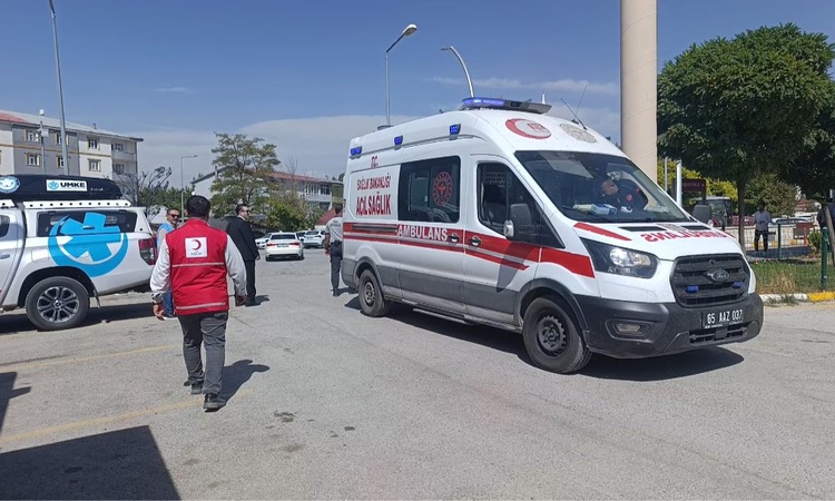 Gündemden Son Bilgiler: Van Muradiye Devlet Hastanesi'nde AFAD ve Kızılay tatbikatta koordinasyonu test etti |