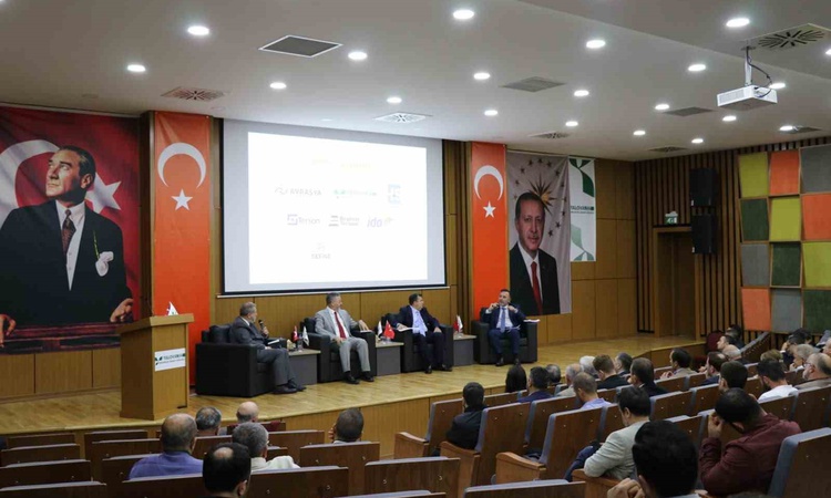 Gündemden Son Bilgiler: Yalova Ekonomi Zirvesi, sanayi ve tarım potansiyelini masaya yatırdı