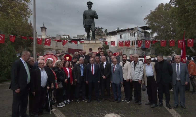 Gündemden Son Bilgiler: YENİ Parti Kahramanmaraş örgütü 29 Ekim'de Atatürk Anıtı'na çelenk koydu - Son Dakika