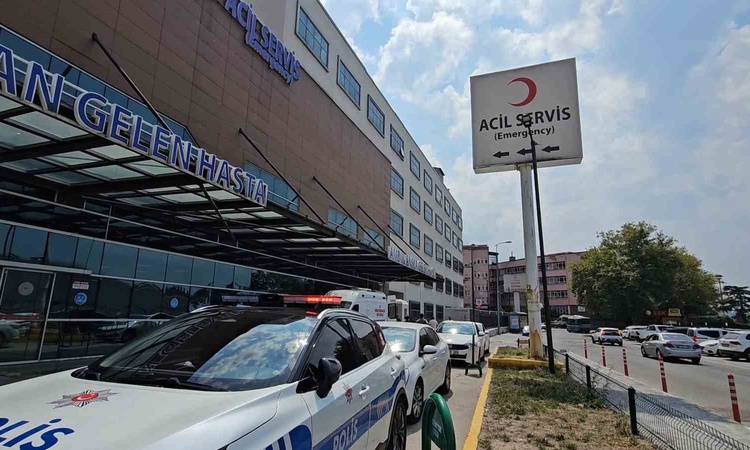 Gündemden Son Bilgiler: Zonguldak Kilimli'de halatı kopan asansör 3. kattan gerileme kaydetti, 1'i ağır 3 kişi