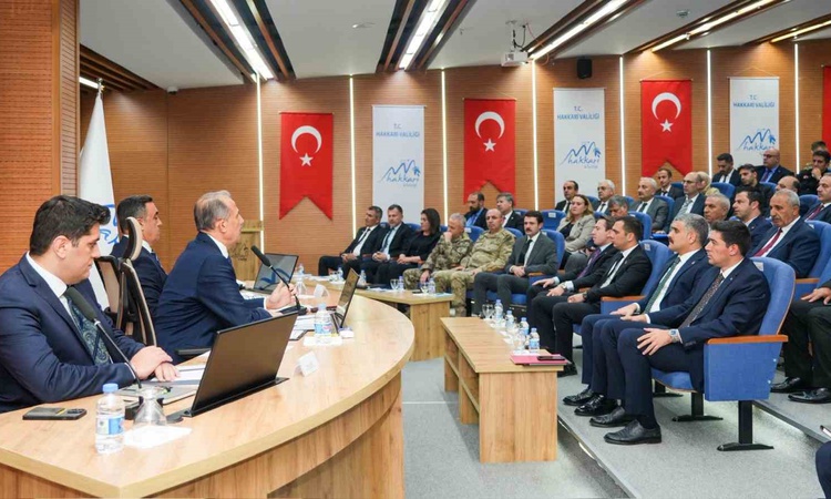 Hakkari'de 70,4 milyar TL'lik 260 projenin harcama oranları değerlendirildi ve Merak Edilenler