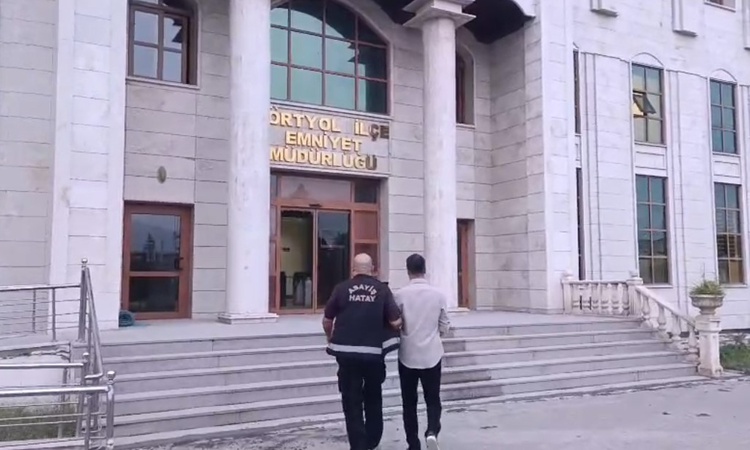 Hatay Dörtyol'da 2 yıl hapis cezasıyla aranan M.B. yakalanarak hakkında tutuklama kararı verildi
